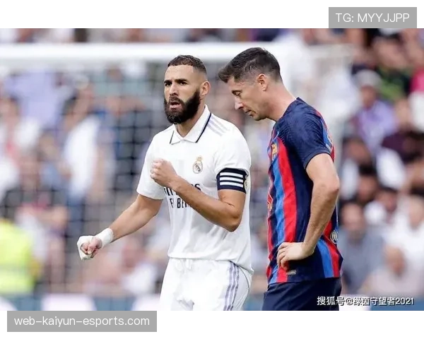 本泽马 vs 大罗：巅峰期核心中锋角色与统治力差异解析