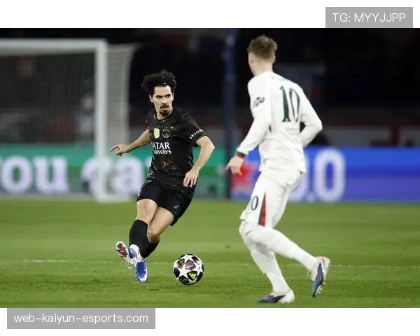 巴黎圣日耳曼防守数据改善但稳定性存疑，后防表现波动成赛季走势关键